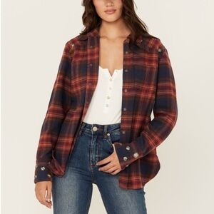 Shyanne Long sleeve button-down | Size M